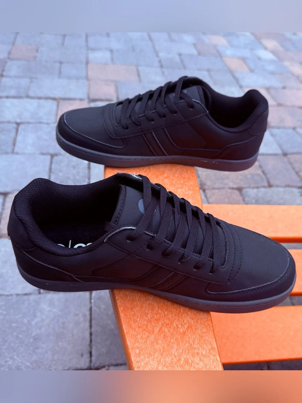 Men’s Osiris Footwear Relic Skateboard Shoes US Size 10.5 New With Box 1268-2538